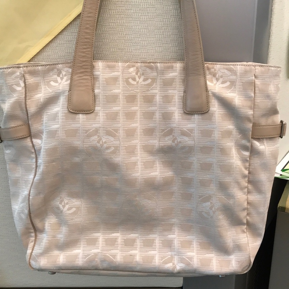 Chanel tote